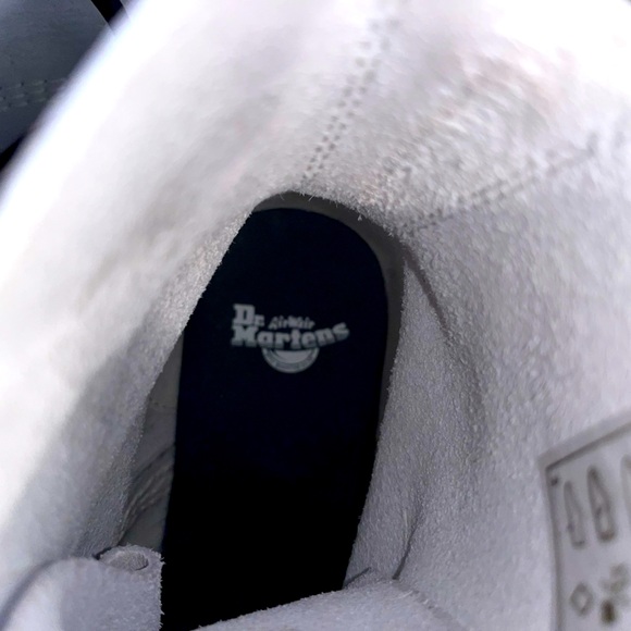 Dr. Martens White 1460 Pascal Max Platform Boots, women’s size 6 - Picture 5 of 10